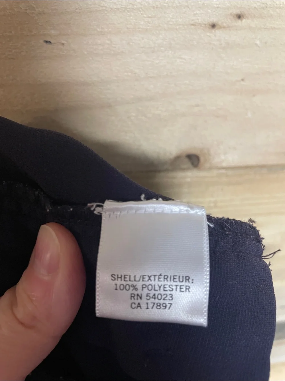 Banana Republic size 4 Low-rise 3” Dark Purple Lightweight Shorts with Pockets